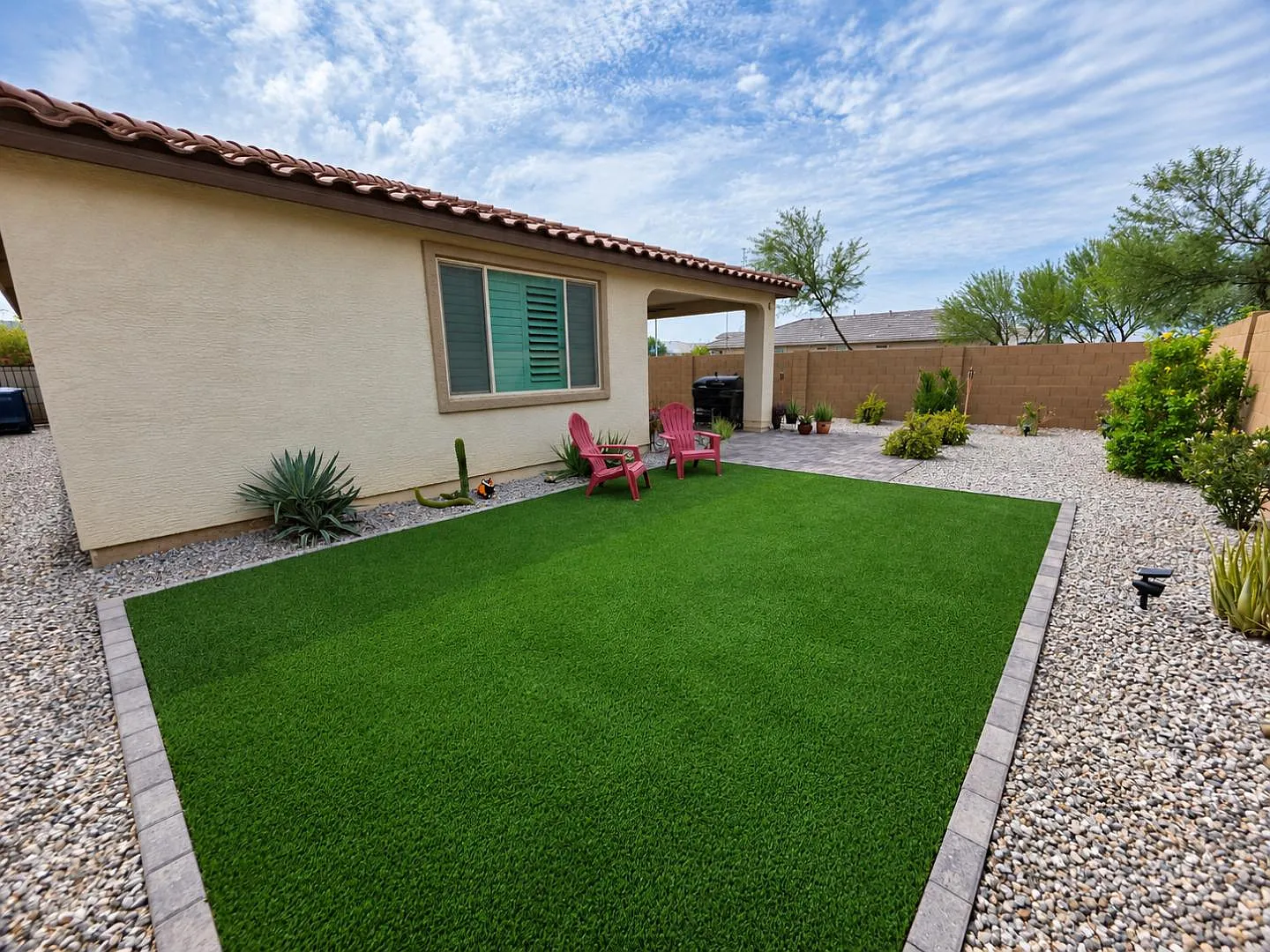 12054 W Wier Ave — Photo 2