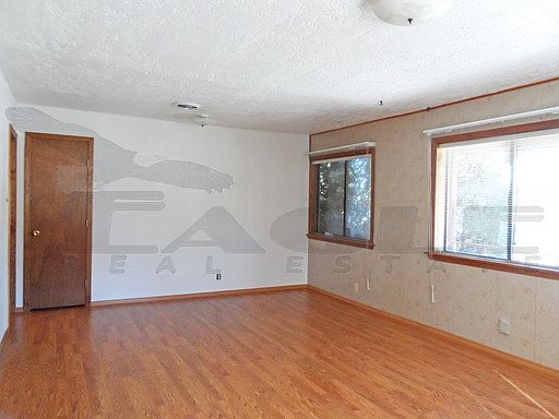 4th image of 307 W Nambe St