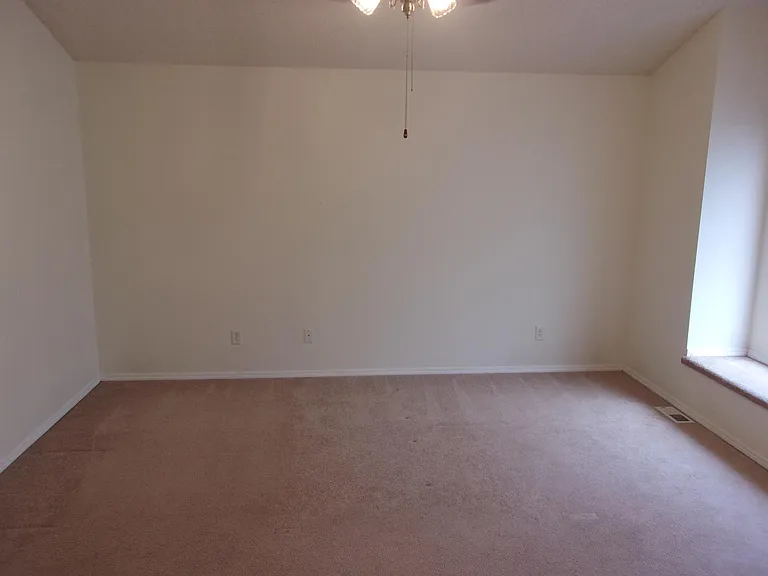 6668 Gooseberry Dr — Photo 12