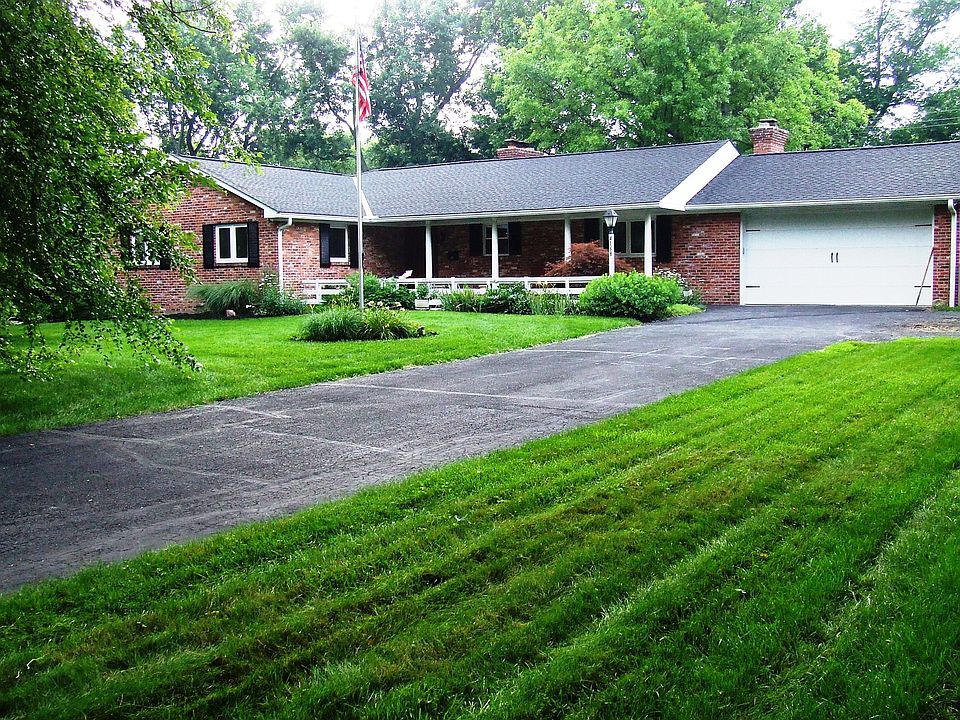 1st image of 4168 Greensview Dr