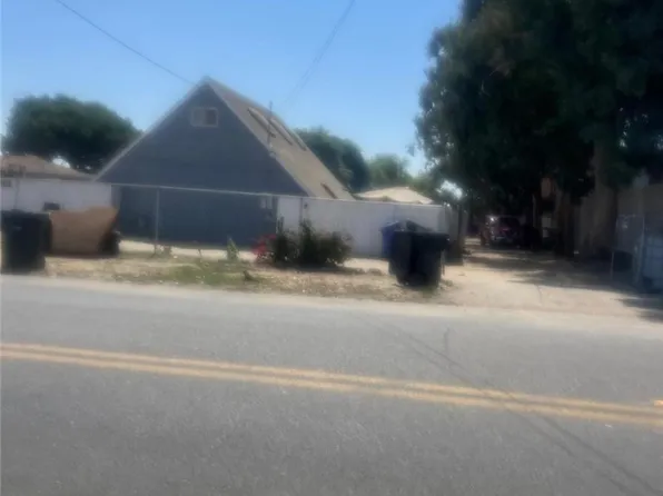 8956 Elm Ave, Fontana, CA 92335