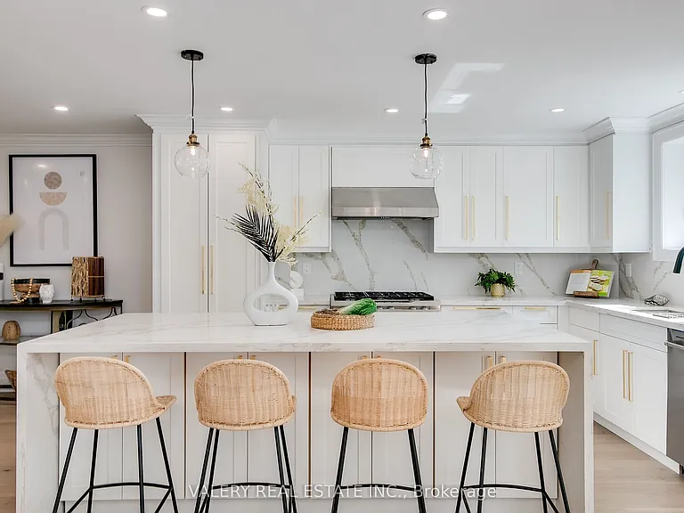 30 Morgan Ave #1 — Photo 17