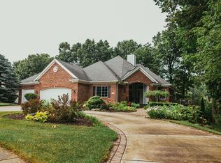 336 Orchard Ridge Dr, Lake Orion, MI 48362