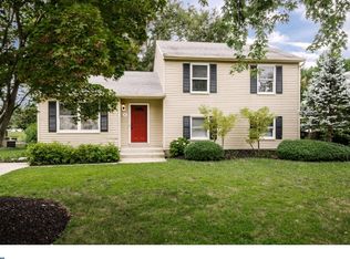 19 Fox Chase Rd, Marlton, NJ 08053