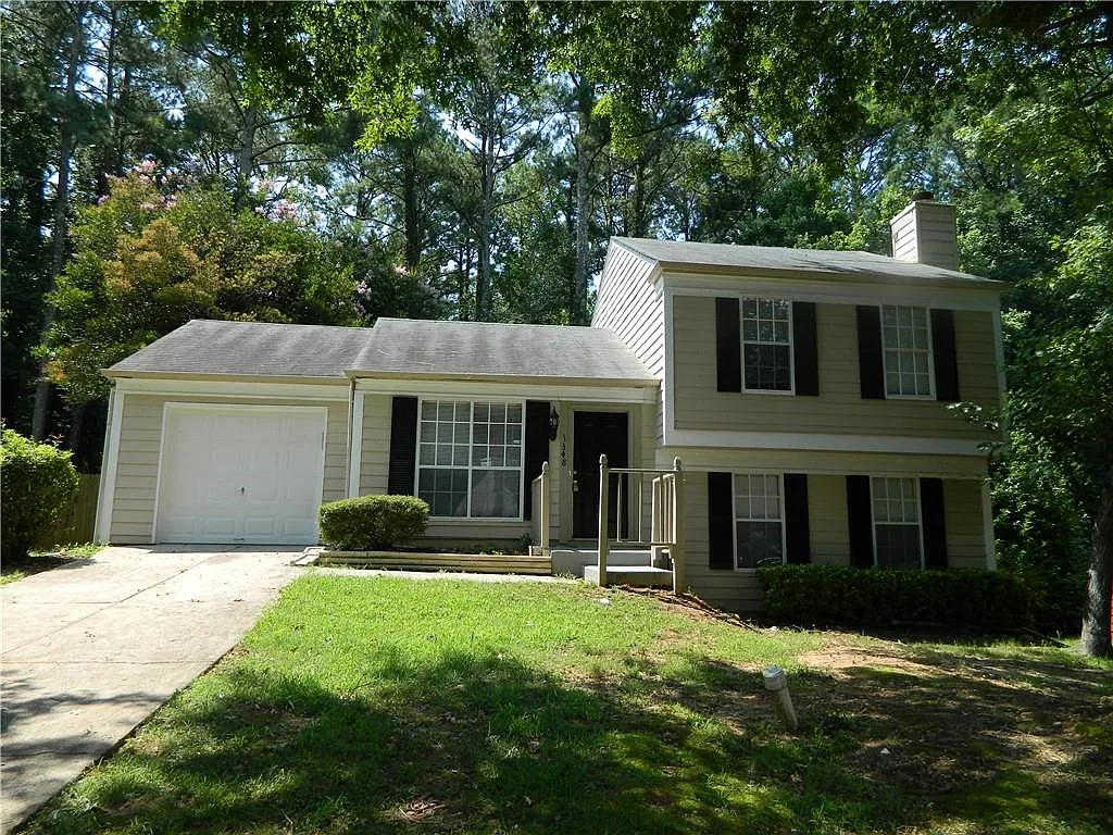 1348 Mill Lake Cir photo 1