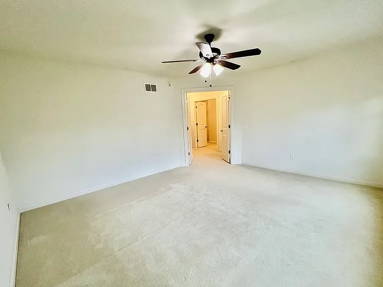 16499 Beverly Dr — Photo 35