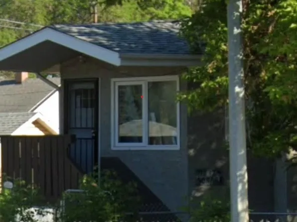 11837 Fort Rd NW, Edmonton, AB T5B 4G6