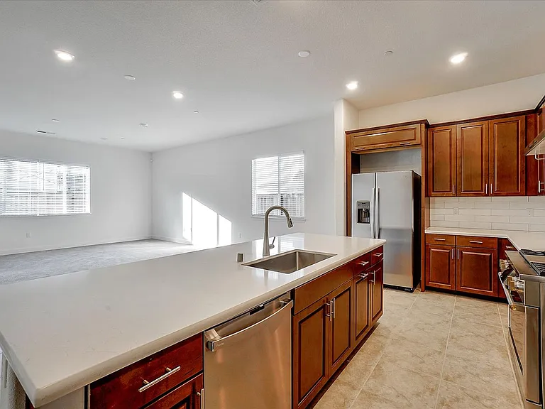 5937 Lakestone Dr — Photo 11