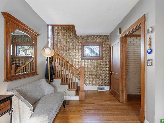 4th image of 510 N 41st St