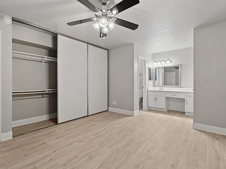 Avondale Parc @ Bellmar — Photo 26