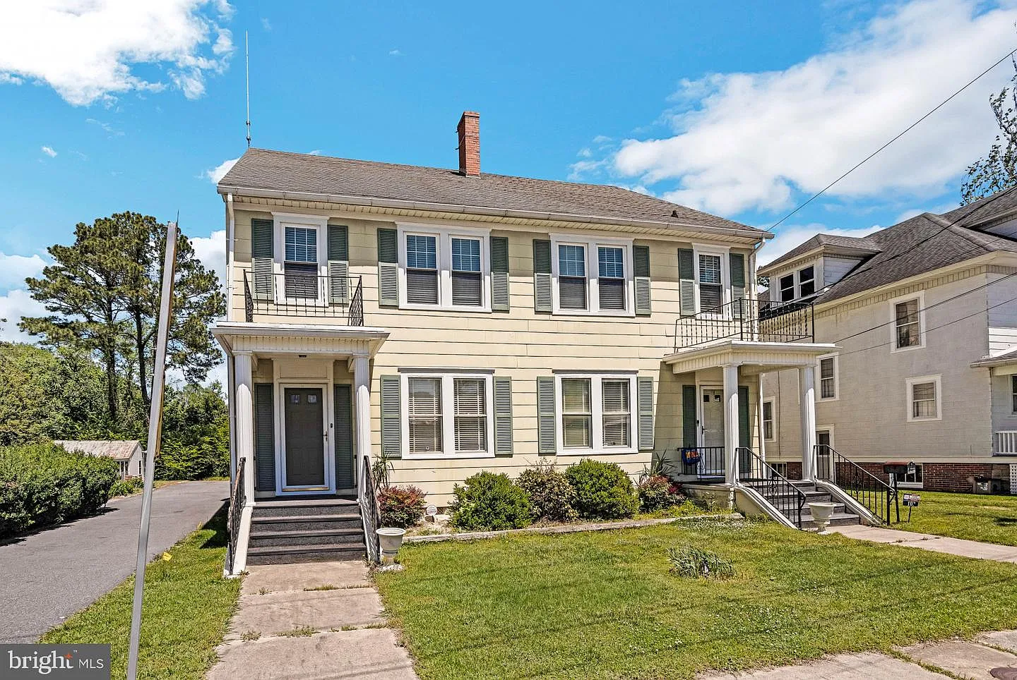 103 Linden Ave photo 1