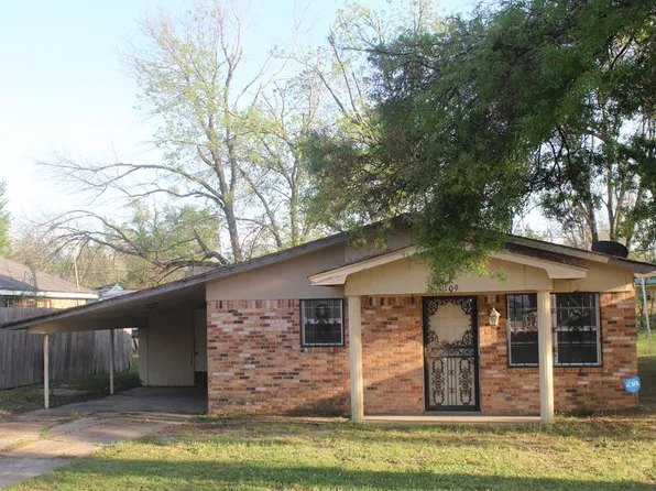 109 Jefferies St, Itta Bena, MS 38941