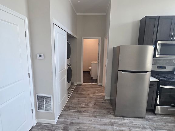 2nd image of 3016 E Thompson St #204