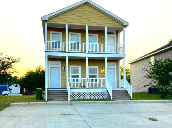 2401 Esplanade St #B, Ocean Springs, MS 39564