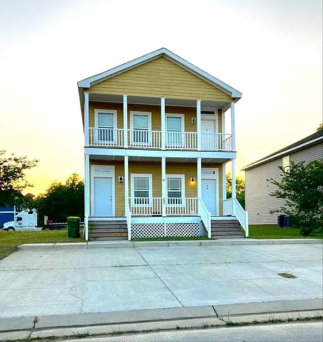 2401 Esplanade St #B Photo 1 2401 Esplanade St #B Photo 1