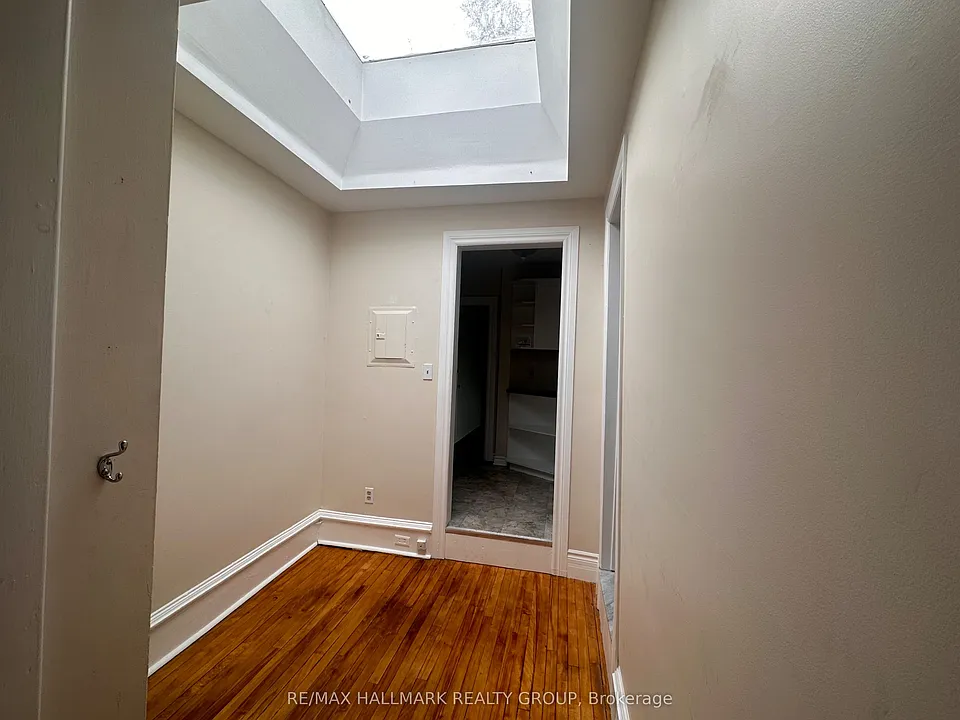 94 Fairmont Ave #2