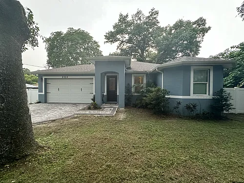 8924 N Highland Ave Photo 1