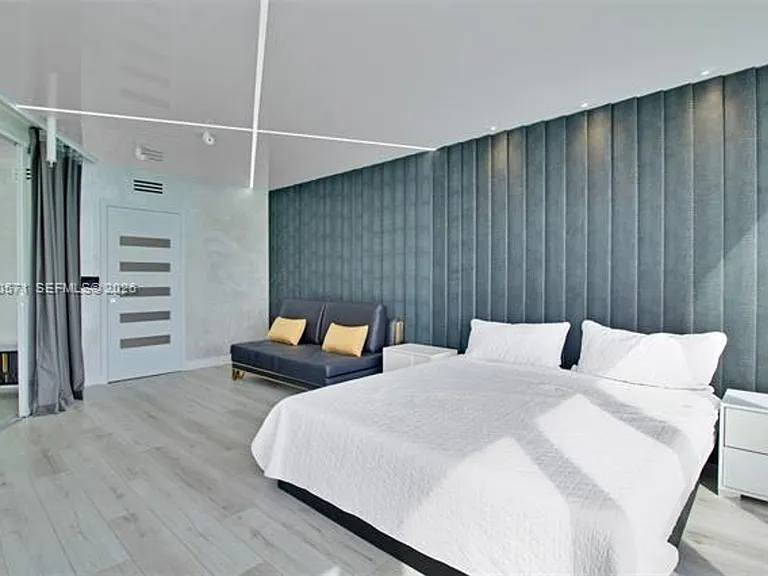 16699 Collins Ave #2002 — Photo 9