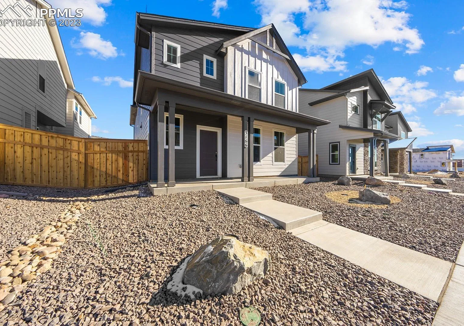 3166 Monteluna Grv — Photo 2
