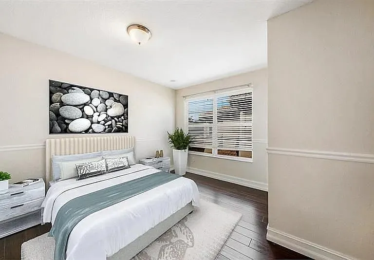 8477 Breezy Hill Dr — Photo 18