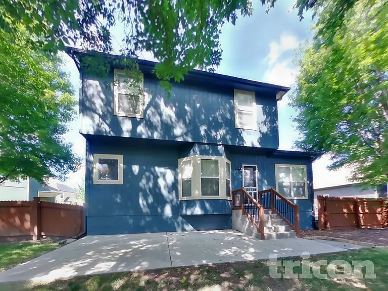 725 N Alder St — Photo 17