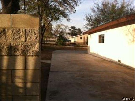 4th image of 14988 Valencia Ave