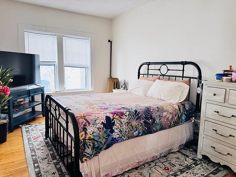 151 Western Ave N #10 — Photo 6