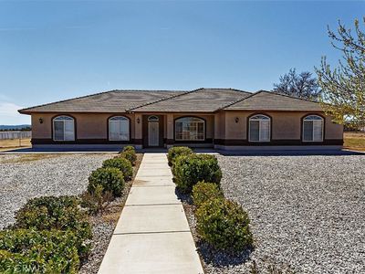 13751 Mesquite St, Oak Hills, CA, 92344