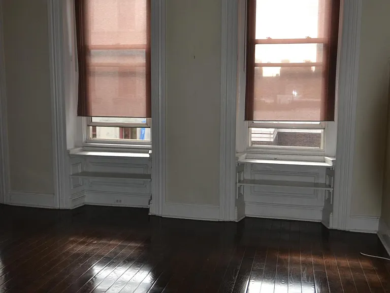2025 Walnut St #3F — Photo 7