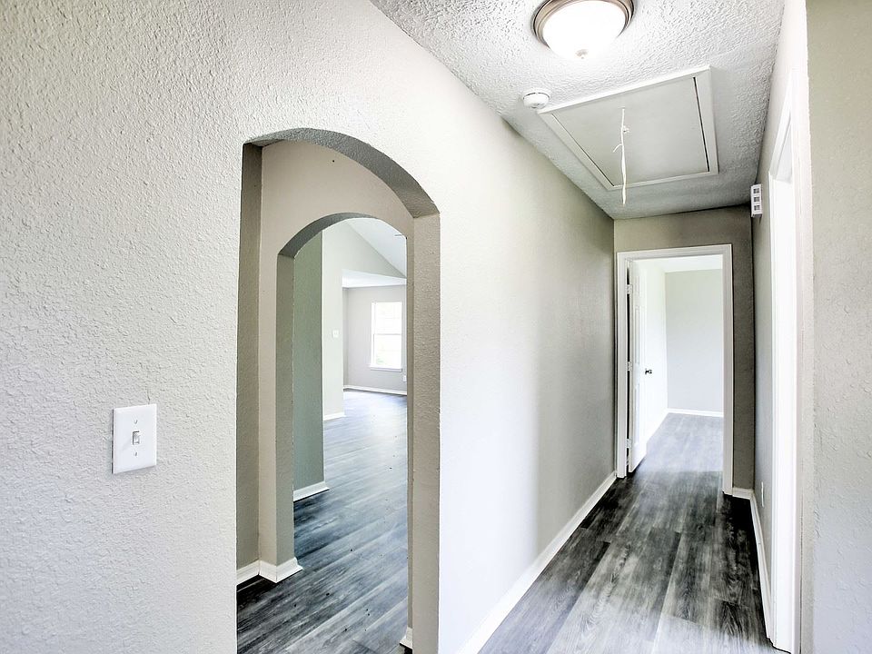 1st image of 306 S Holmes St