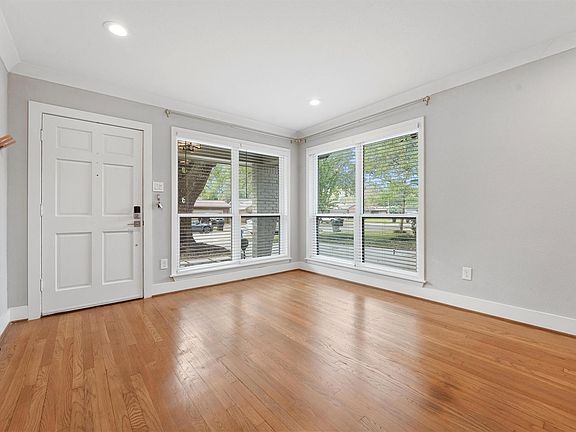 4th image of 4614 Carleen Rd