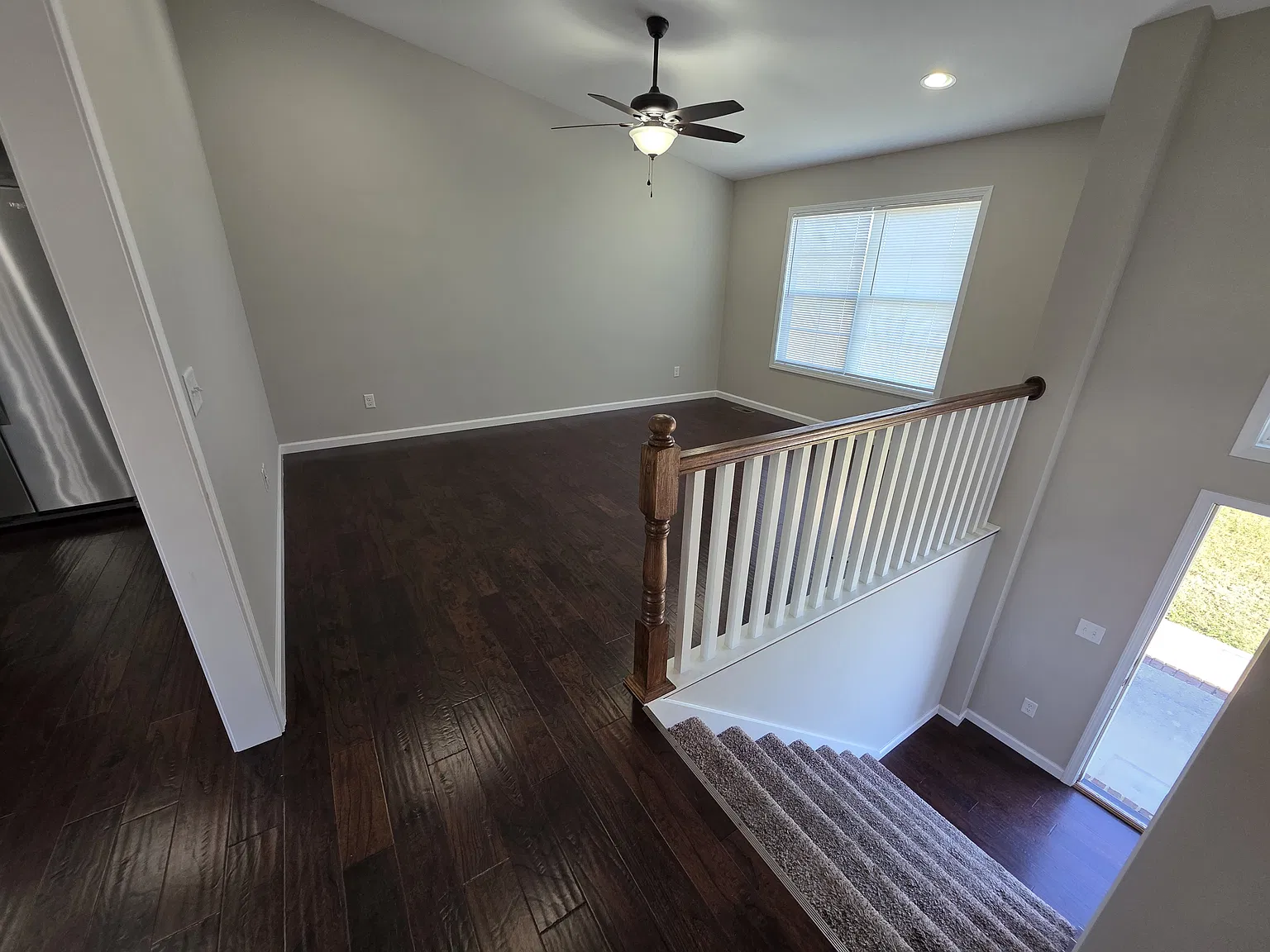 3 bed, 1635 sqft, $2,100 — Photo 4