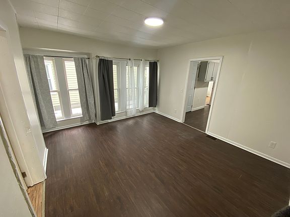 2nd image of 100 Saint Charles St #1
