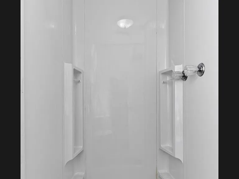 1918 W Diamond St #3 — Photo 12