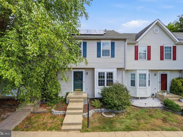 107 Bridgewood Ct, Stafford, VA 22554