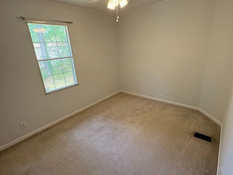 Bed room 1