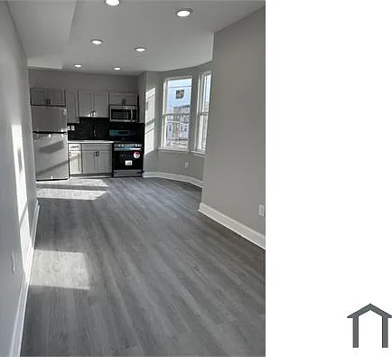 3034 N 22nd St — Photo 8