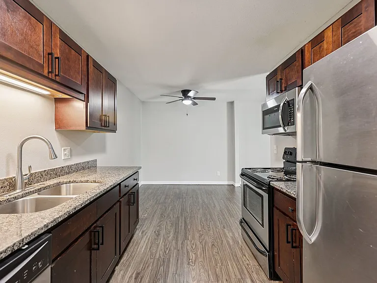 Granite Trails Apartments — Photo 3