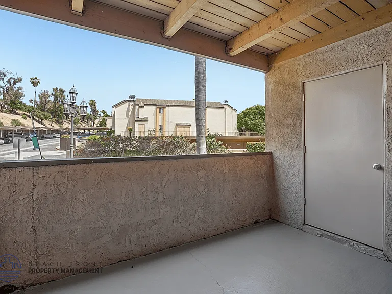 Rollingwood Apartments — Photo 22