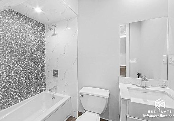 4th image of 3508 Farragut Rd APT 1B