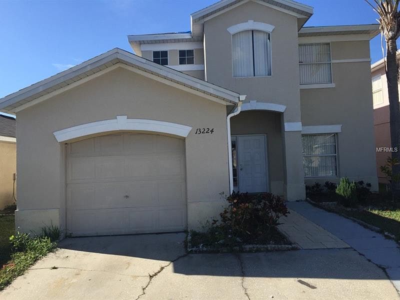 1st image of 13224 Greenpointe Dr