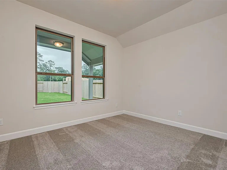 308 Mullins Ct — Photo 21