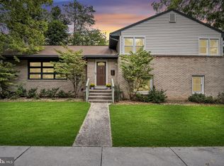 225 S West St, Carlisle, PA