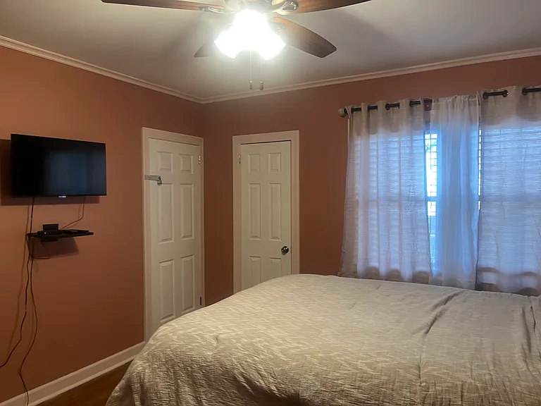 109-33 Francis Lewis Blvd #3 — Photo 6