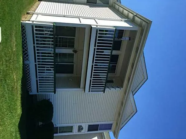 1213 Riverside Dr, Beaver, PA 15009