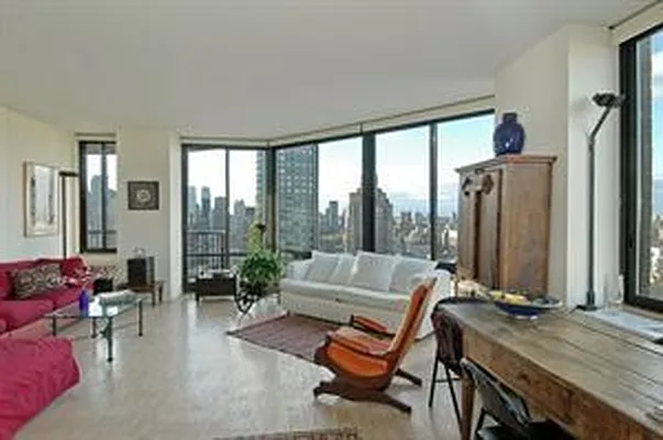 Rented by Douglas Elliman | media 29