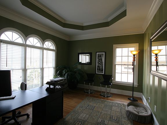 5th image of 237 Polk Place Dr