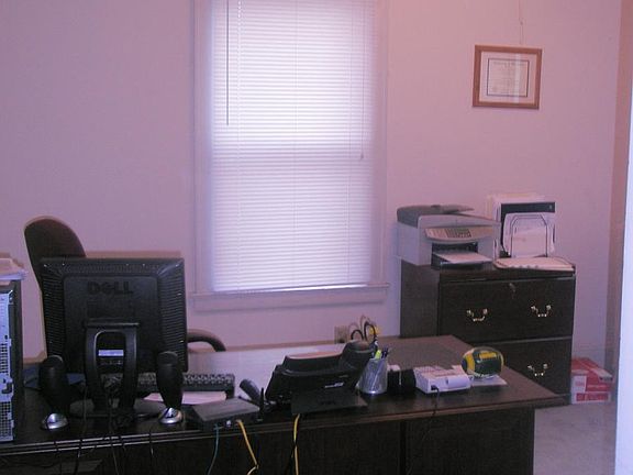 3rd image of 428 Dayton Ave APT 1