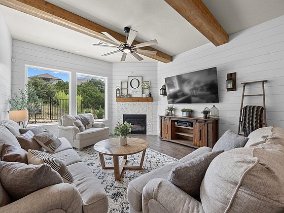 5th image of 328 Saturnia Dr
