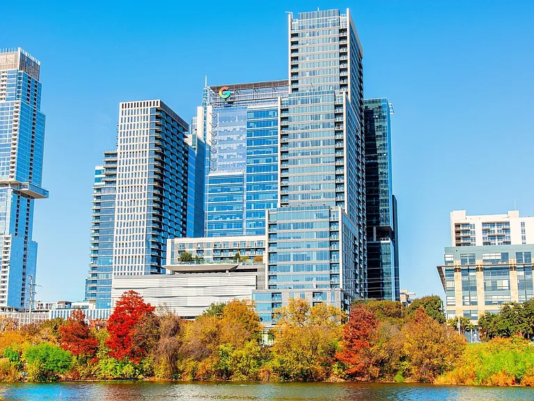 Close proximity to major employers including Google, Amazon, Apple and Yeti.